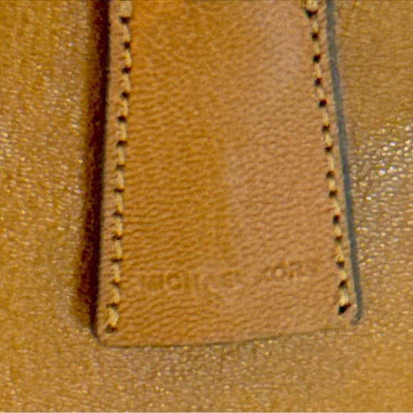 Michael MICHAEL East West Brown Leather With Gold Lock Shoulder Bag Satchel Tote - Picture 9 of 11